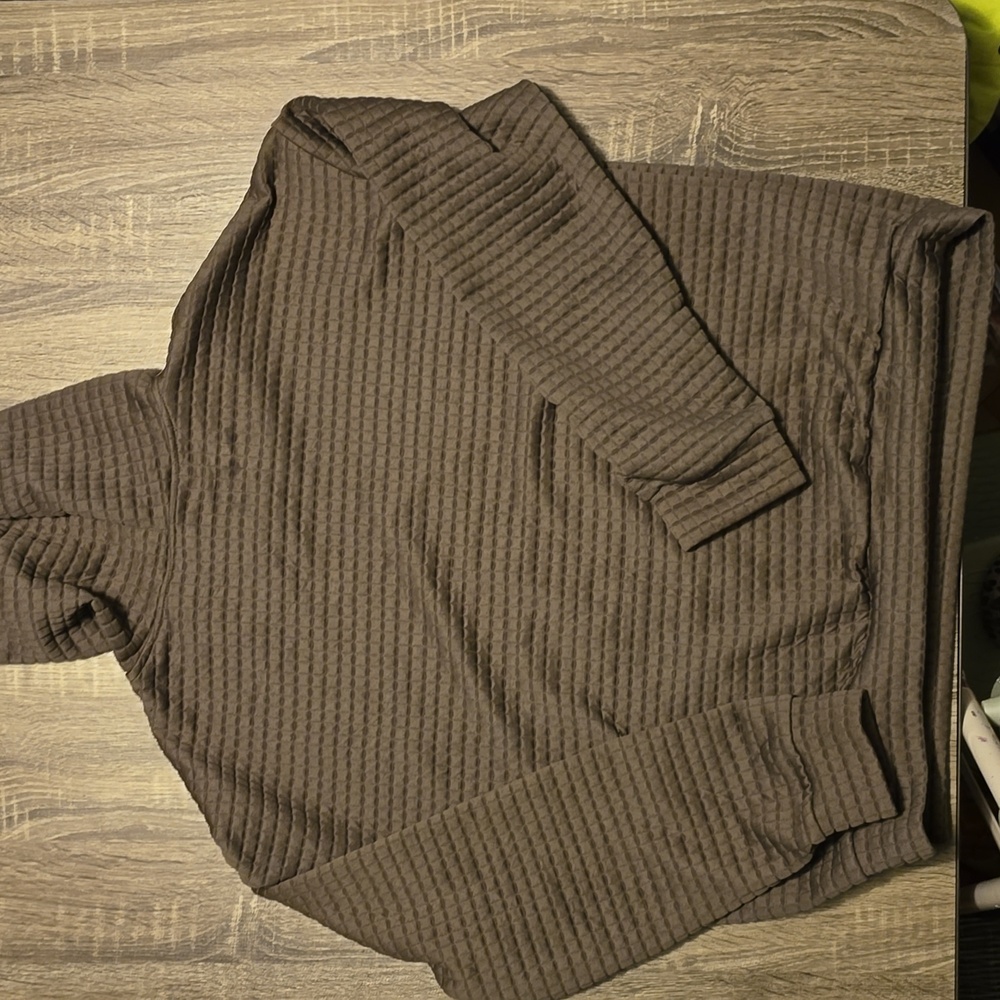 Olive green Sweatshirt with hood - Picture 2 of 9